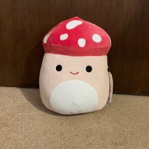 NWT Malcolm the Mushroom Squishmallow 8 inch